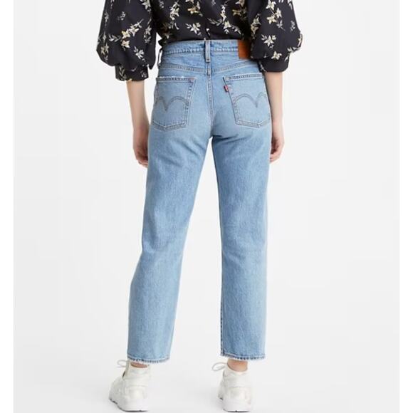 Levi's Premium Wedgie Straight Fit Jeans 27 Distressed - Picture 1 of 15